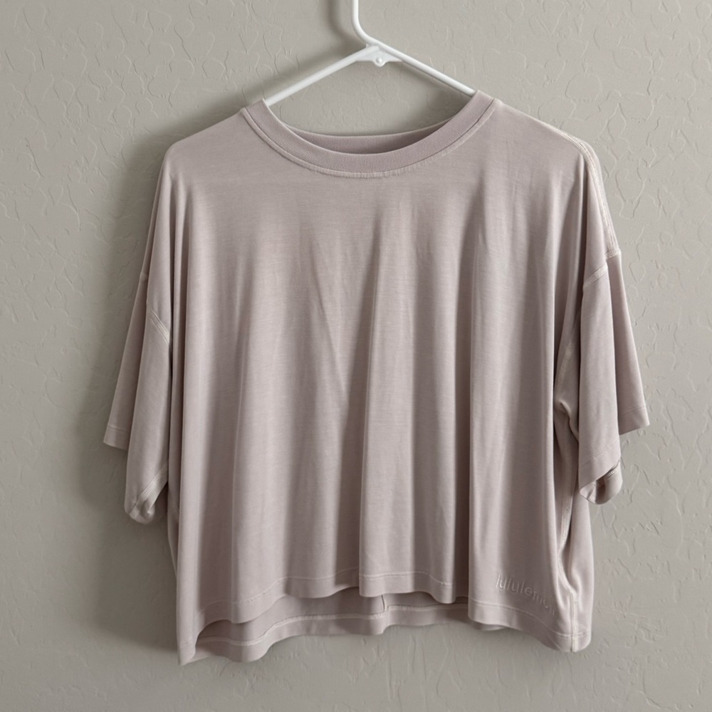 Lululemon Cropped Oversized Tee